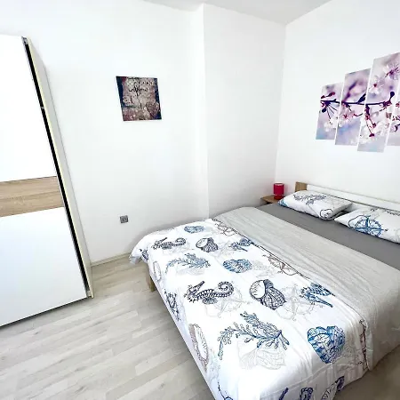3, Parking Apartamento *