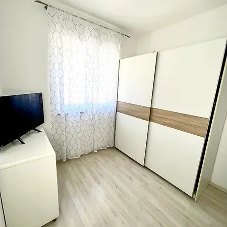 3, Parking Διαμέρισμα Σολίν